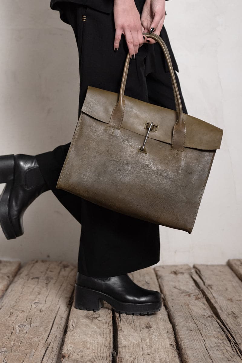 Tagliovivo | Doctor Bag L | Edle und klassische Ledertasche in grün