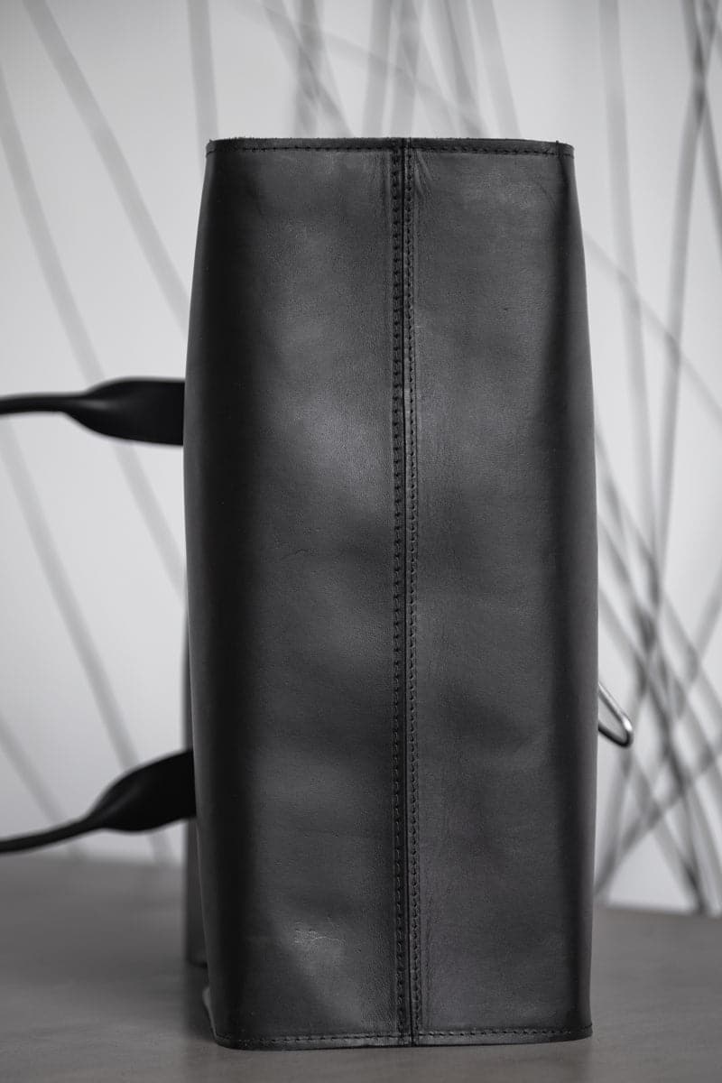 Tagliovivo | Doctor Bag L | Edle und klassische Ledertasche in schwarz