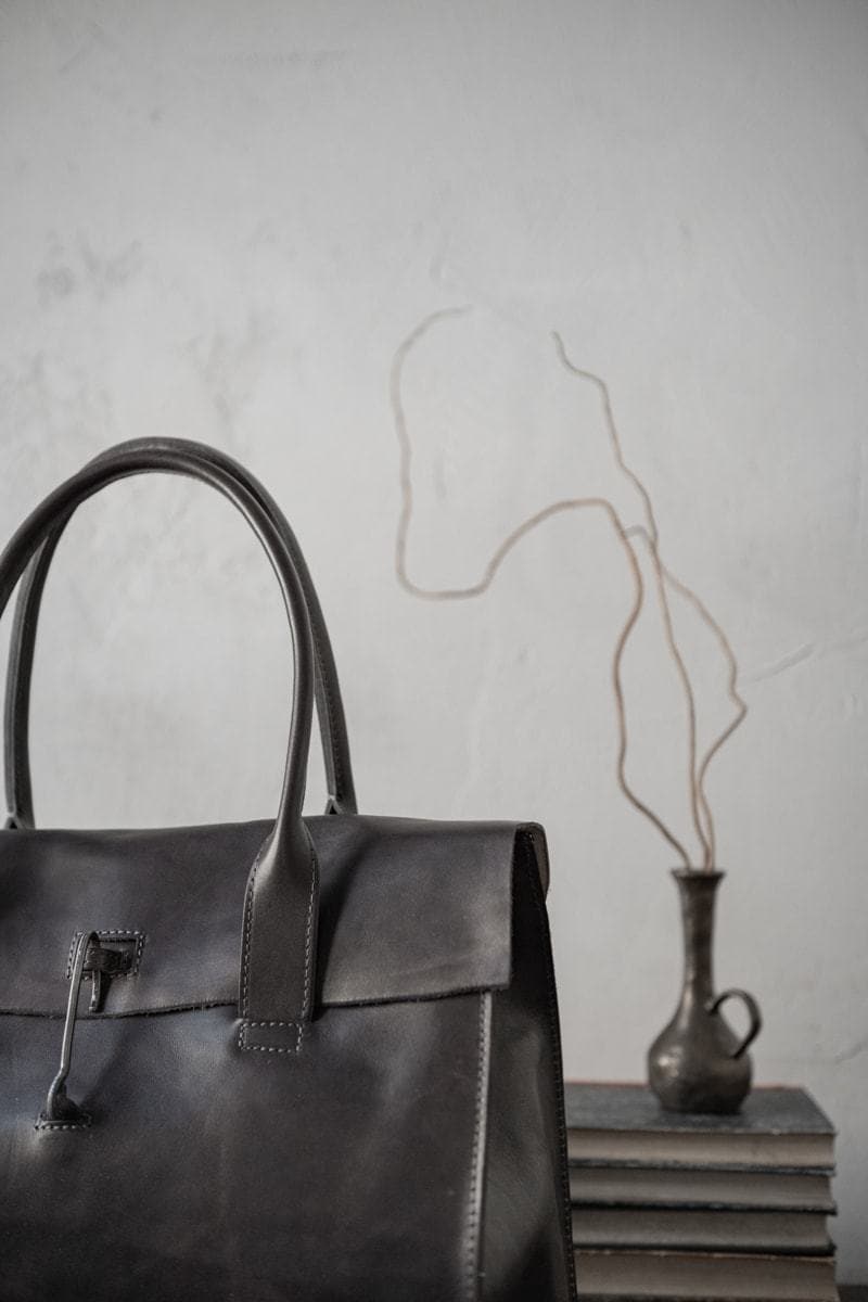 Tagliovivo | Doctor Bag L | Edle und klassische Ledertasche in schwarz-blau