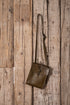 Tagliovivo | Doctor Crossbody | Spezielle Leder Umhängetasche in grün