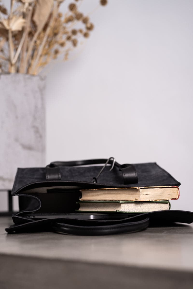 Tagliovivo | Doctor L | Große Ledertasche für Damen in Schwarz in schwarzblau