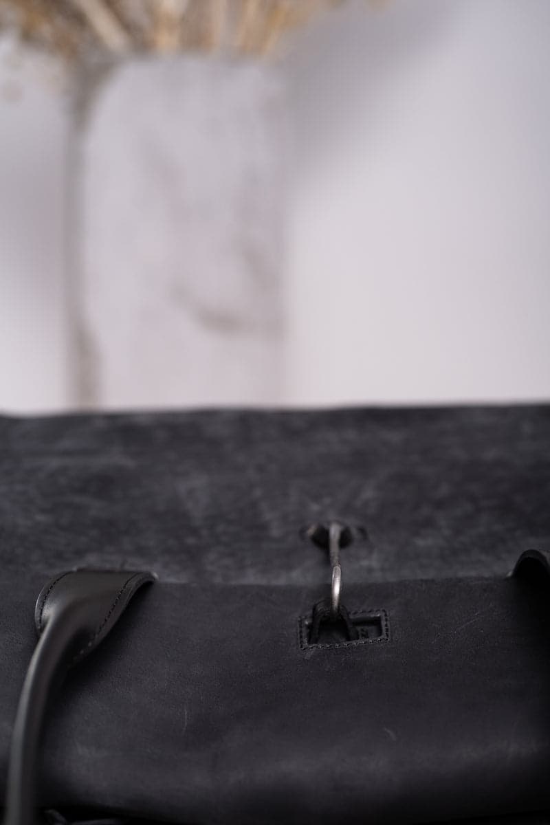 Tagliovivo | Doctor L | Große Ledertasche für Damen in Schwarz in schwarzblau