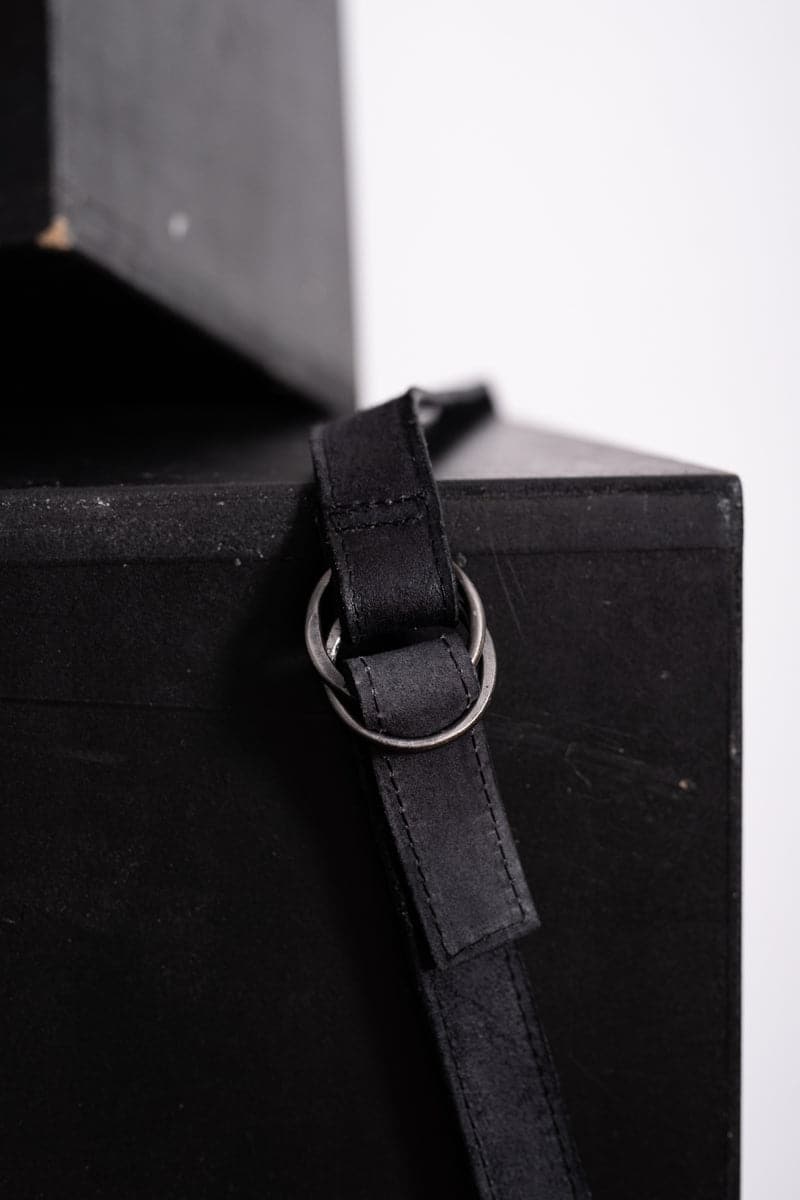 Tagliovivo | Hexagon Pocket | Ledertasche in spezieller Form in schwarz