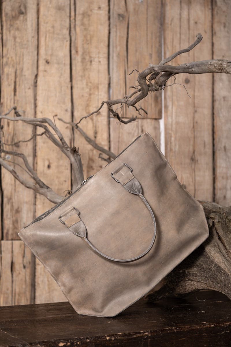 Tagliovivo | Hexagon Tote | Außergewöhnliche, große Ledertasche in grau