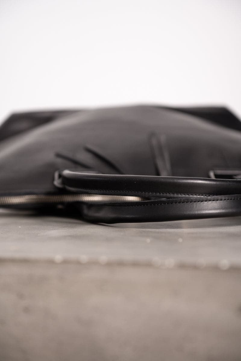 Tagliovivo | Hexagon Tote | Außergewöhnliche, große Ledertasche schwarz