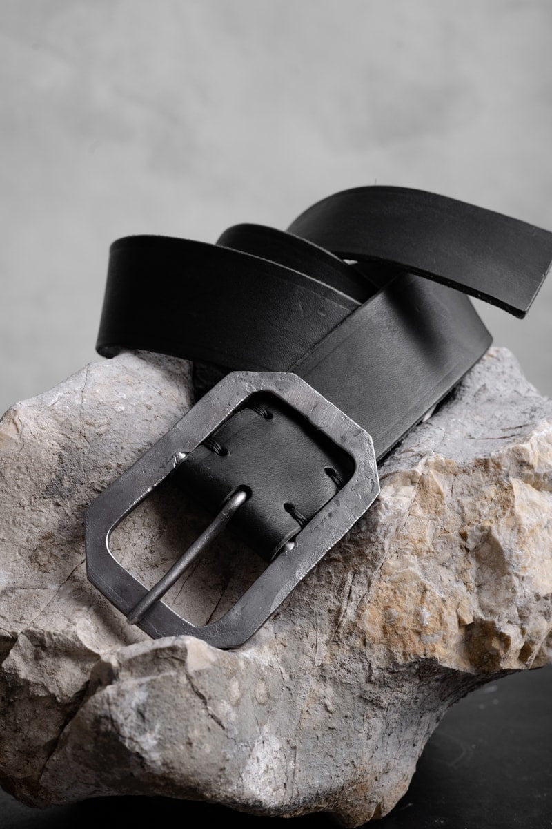 Tagliovivo | Hoctagon Belt | Ledergürtel in Schwarz mit großer Schnalle
