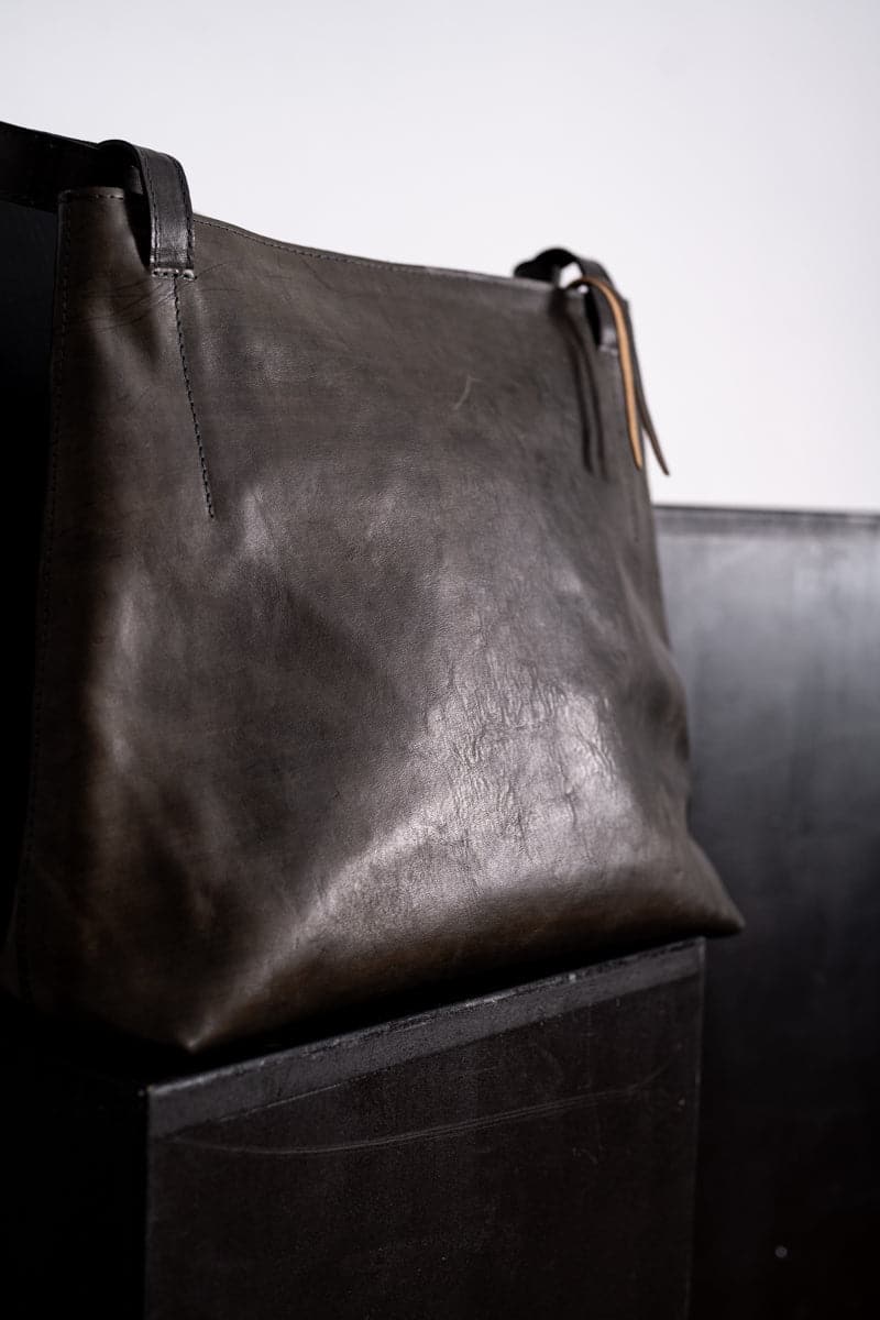 Tagliovivo | Loop Handle Bag | Edle und klassische Damentasche aus Leder in braun
