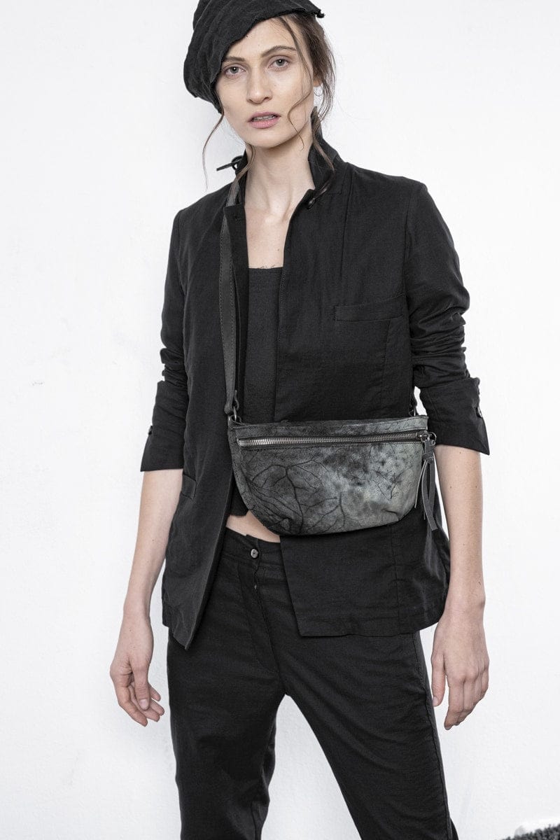 Tagliovivo | Marsupio | Crossbody Bag und Gürteltasche aus Rauleder in Grau