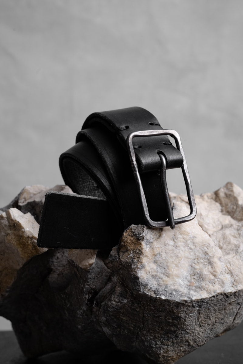 Tagliovivo | Rectangular Buckle | Schmaler Ledergürtel mit eckiger Schnalle