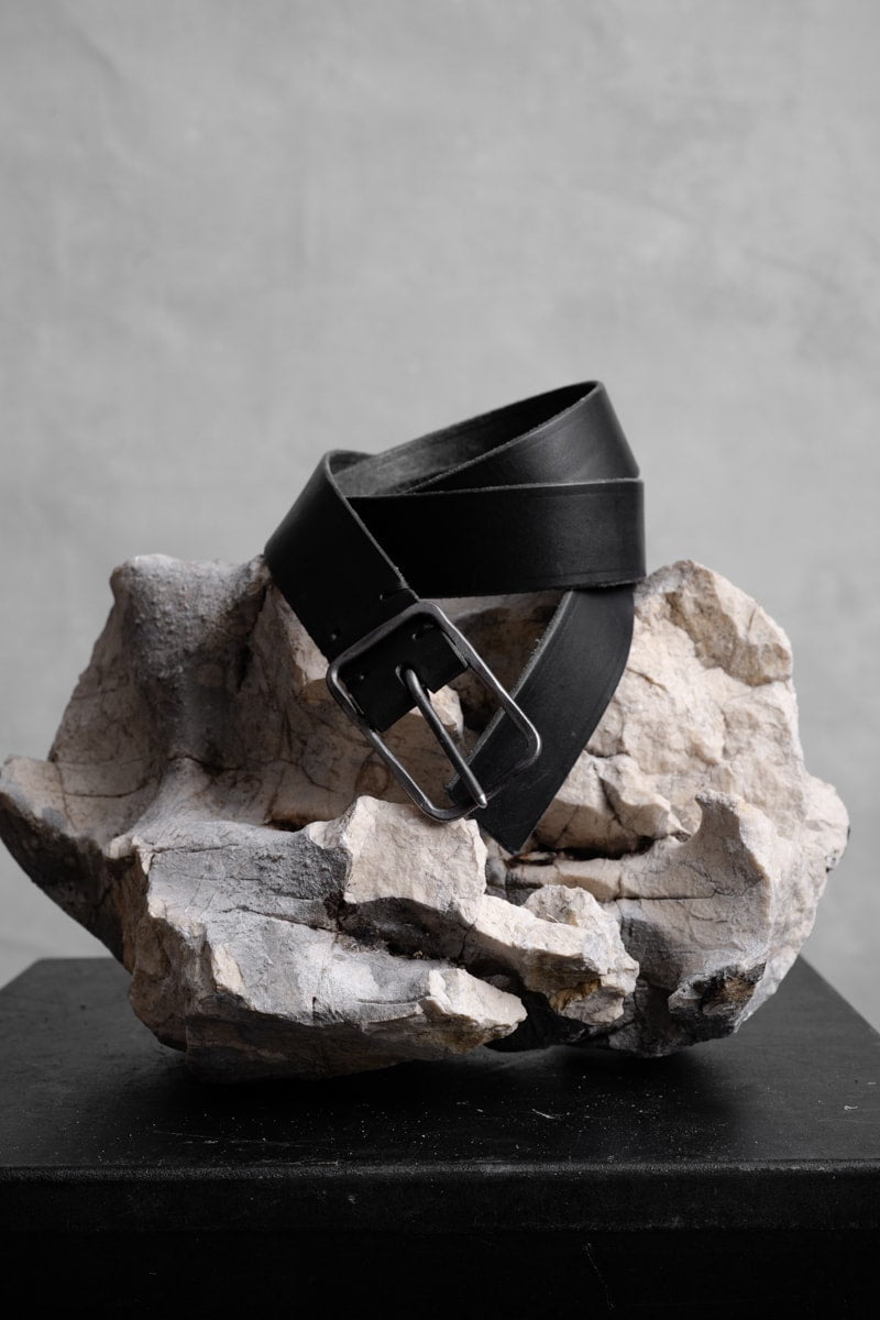 Tagliovivo | Rectangular Buckle | Schmaler Ledergürtel mit eckiger Schnalle