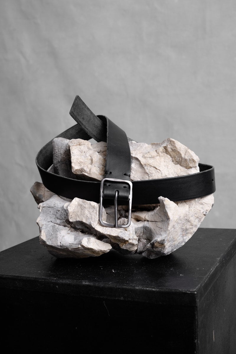 Tagliovivo | Rectangular Buckle | Schmaler Ledergürtel mit eckiger Schnalle