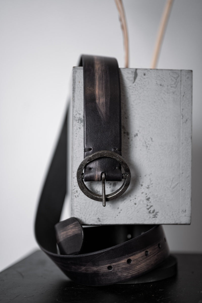 Tagliovivo | Ring Buckle L | Breiter Ledergürtel mit runder Schnalle