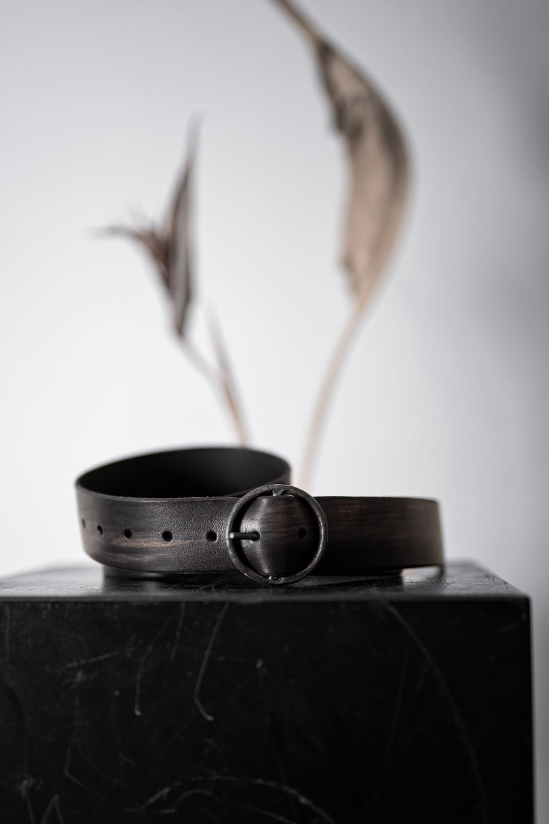 Tagliovivo | Ring Buckle S | Ledergürtel mit runder Schnalle in schwarz