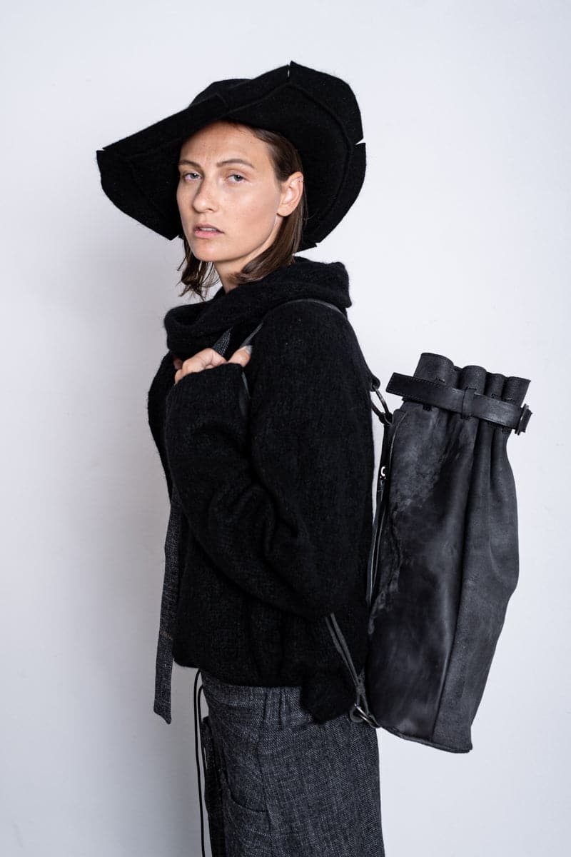 Tagliovivo | Sacco | Extravaganter Lederbeutel in schwarz