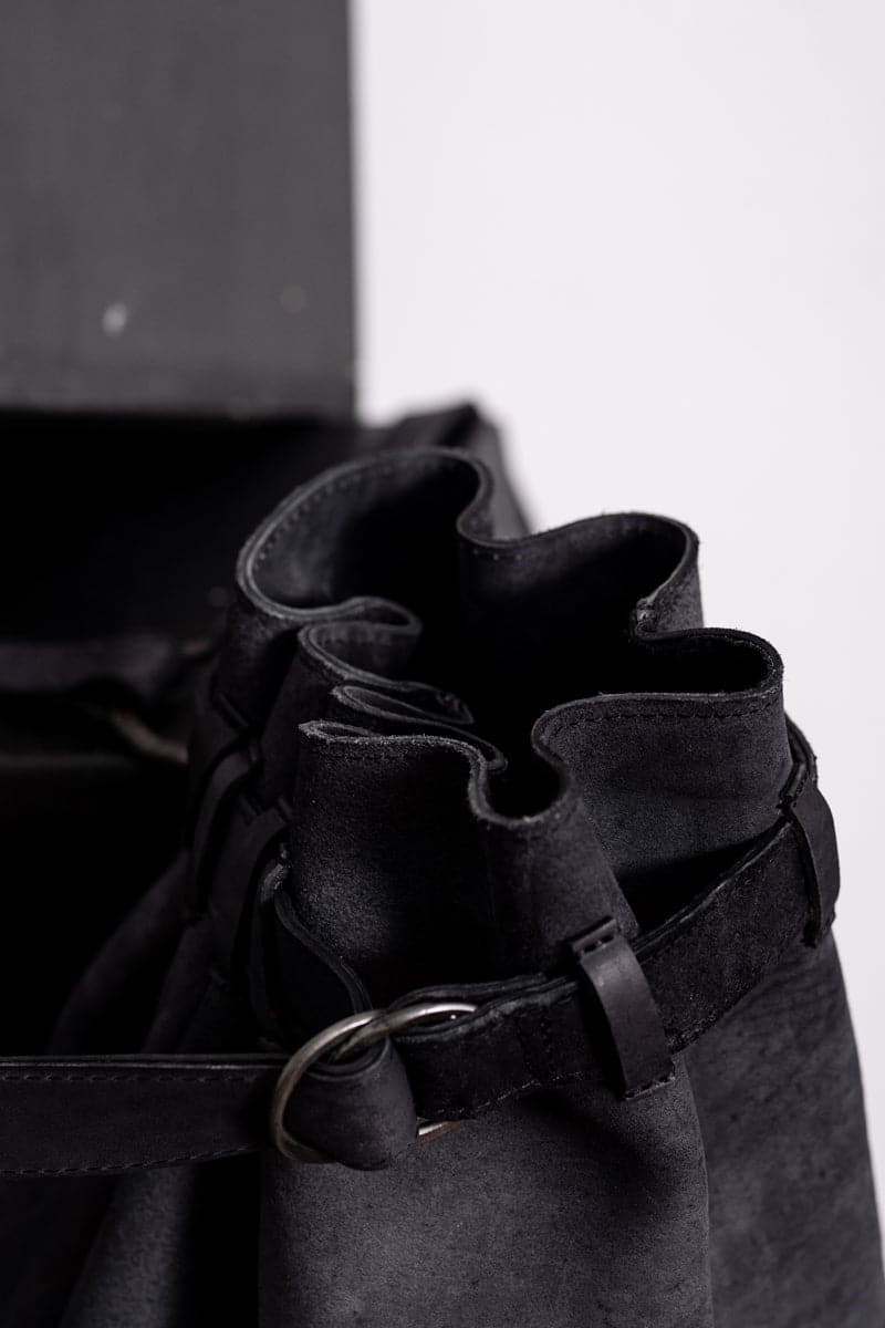 Tagliovivo | Sacco | Extravaganter Lederbeutel in schwarz