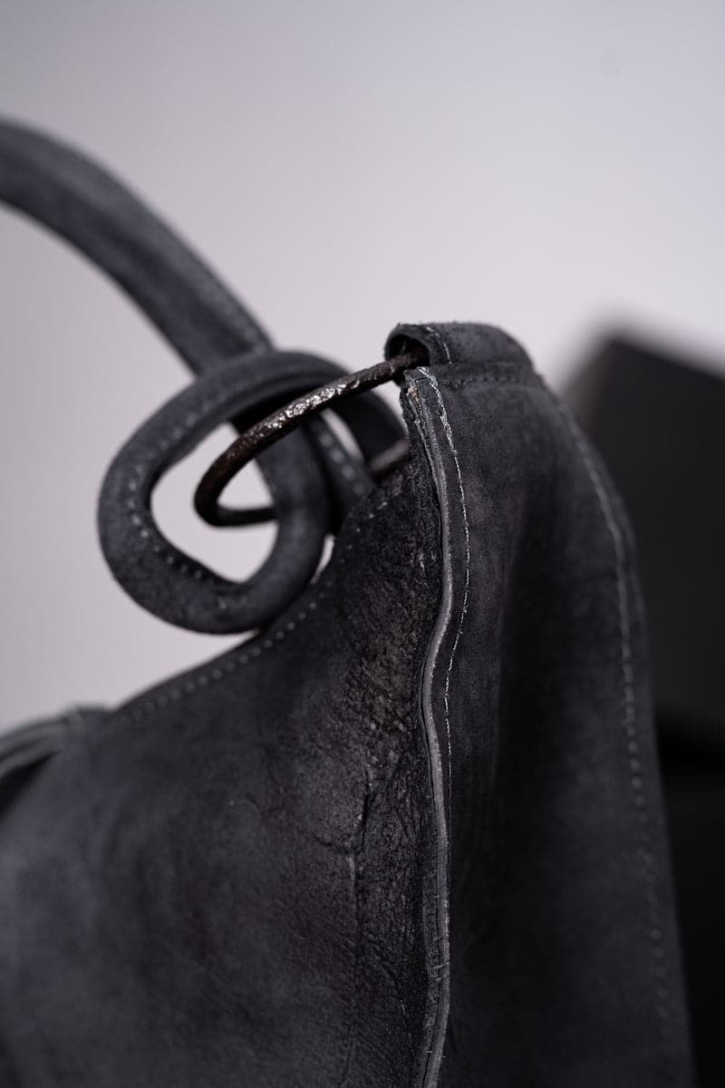 Tagliovivo | Soft Shoulder Bag | Große Beuteltasche aus schwarzem Leder