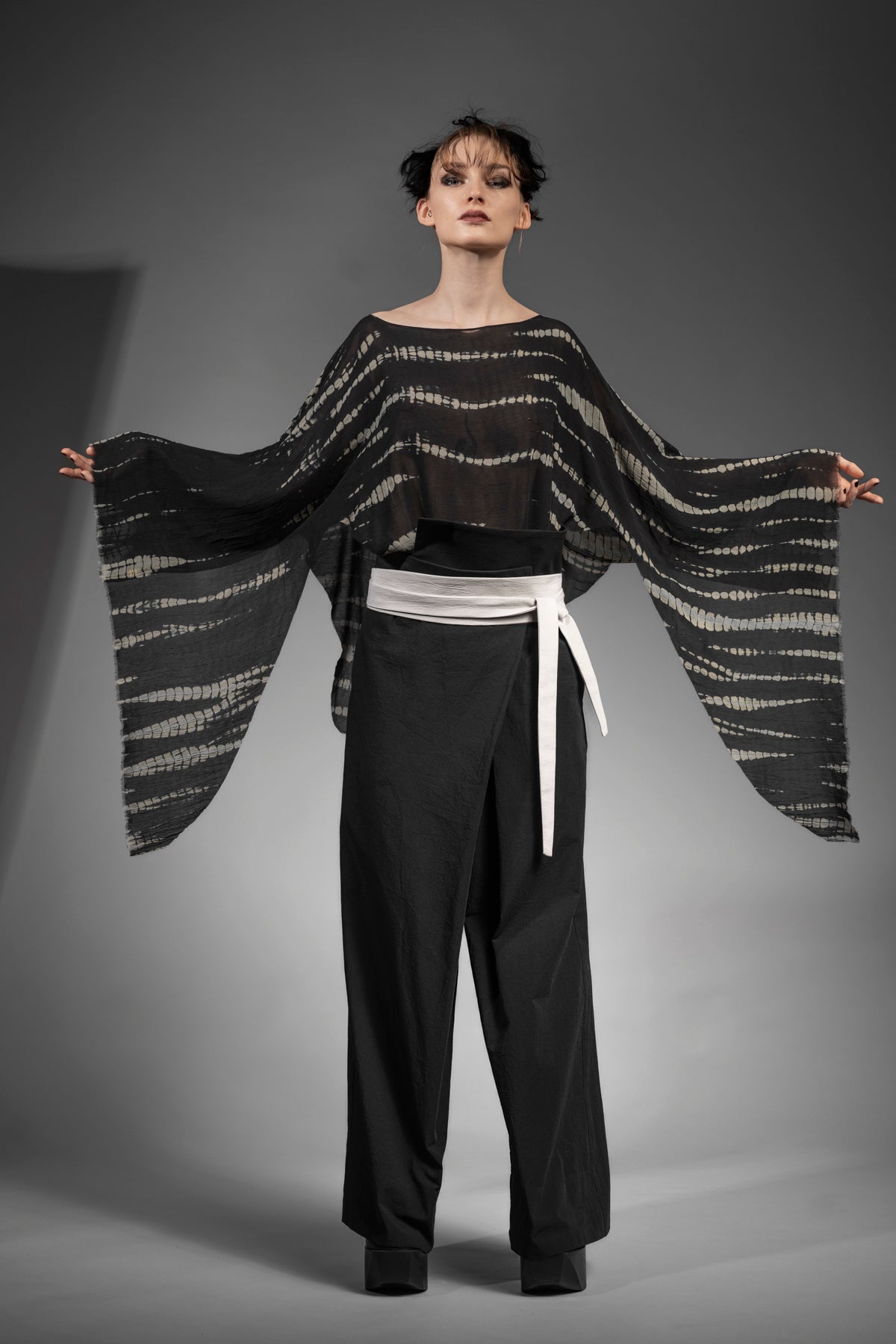 eigensinnig wien | Designermode Shop | High Fashion in Schwarz
