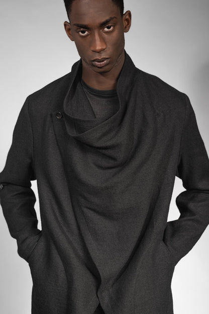 eigensinnig wien | Apollon | Schwarzer, extravaganter Oversize Cardigan aus Wolle-Leinen-Mix