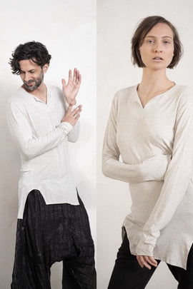 eigensinnig wien | Artmann | Asymmetrischer, leichter Pullover aus Bambus in weiß