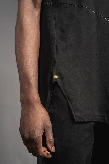 eigensinnig wien | Artmann | Schwarzes, avantgardistisches Long-T-Shirt aus Baumwolle