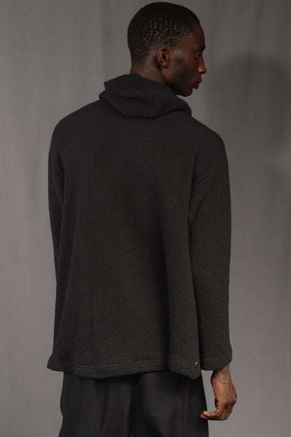eigensinnig wien | Breed | Exklusiver Strickhoodie aus Merinowolle in Schwarz