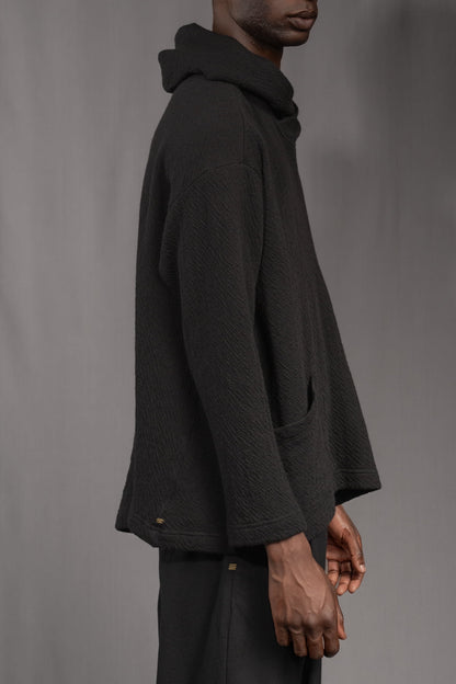 eigensinnig wien | Breed | Exklusiver Strickhoodie aus Merinowolle in Schwarz
