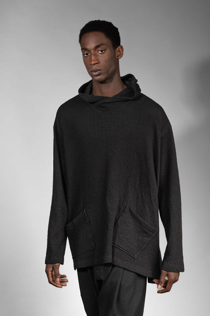 eigensinnig wien | Breed | Exklusiver Strickhoodie für Herren aus Merinowolle in Schwarz