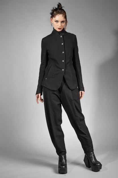 eigensinnig wien | ChiCar | Schwarzer Designer Damen-Woll-Anzug mit Baggy Hose