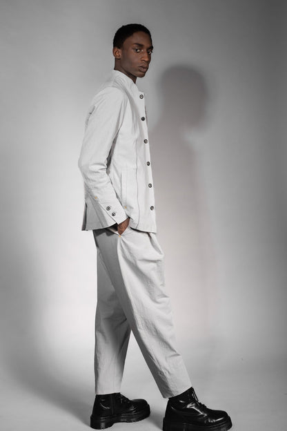 eigensinnig wien | ChiMis | Weißer Sommeranzug für Herren aus leichter japanischer Baumwolle