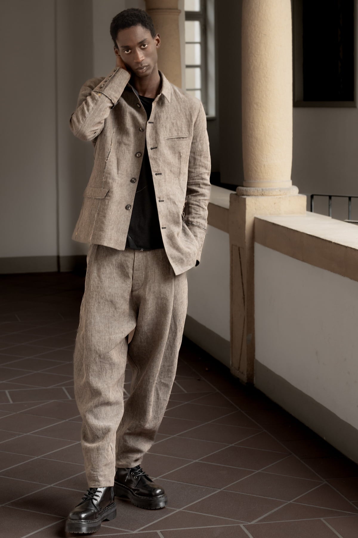 eigensinnig wien | ChiPop | Außergewöhnlicher Designer-Herrenanzug aus hochwertigem Leinen