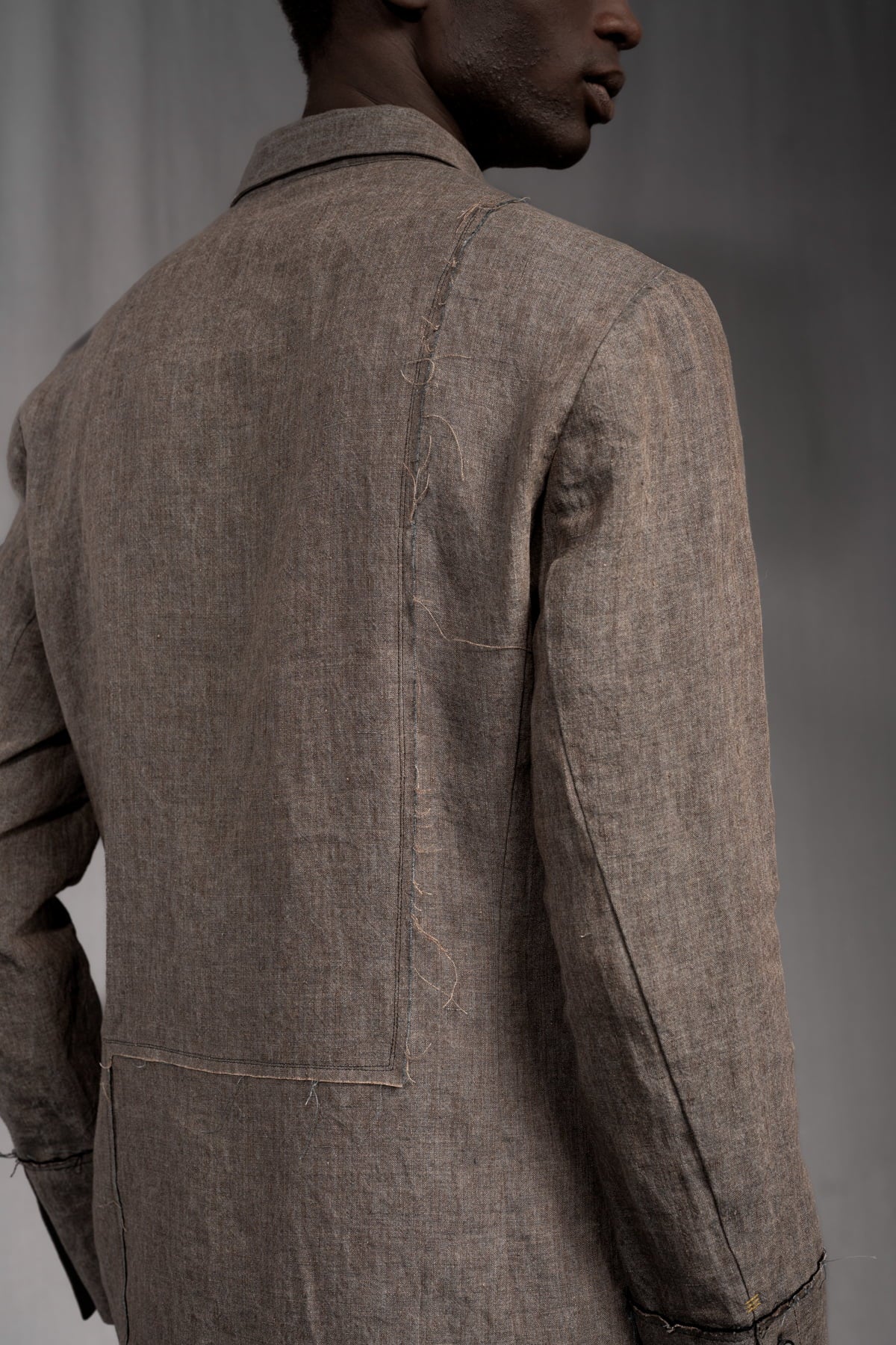 eigensinnig wien | ChiPop | Außergewöhnlicher Designer-Herrenanzug aus hochwertigem Leinen