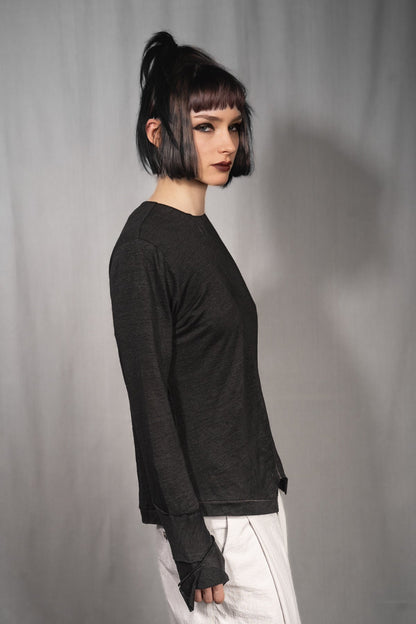 eigensinnig wien | Deitz | Außergewöhnlicher Designer Leinen Pullover für Damen in Schwarz