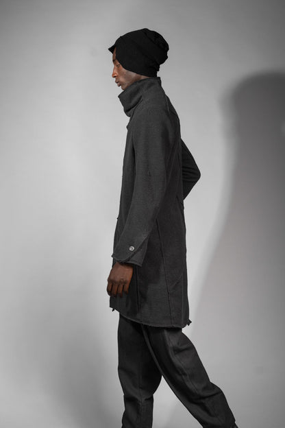 eigensinnig wien | Edgar | Schwarzer Designer Herren-Wollmantel mit Stehkragen für den Winter