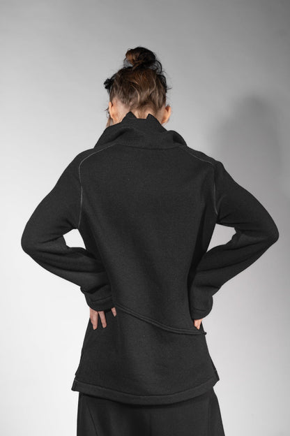 eigensinnig wien | Flaubert | Schwarzer Woll-Strickpullover mit ungewöhnlichem Schalkragen