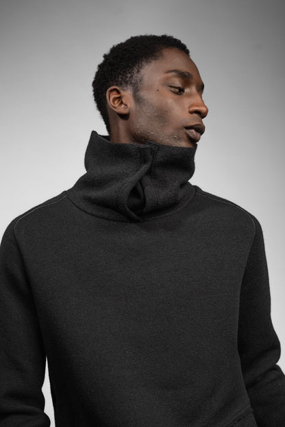 eigensinnig wien | Flaubert | Schwarzer Woll-Strickpullover mit ungewöhnlichem Schalkragen