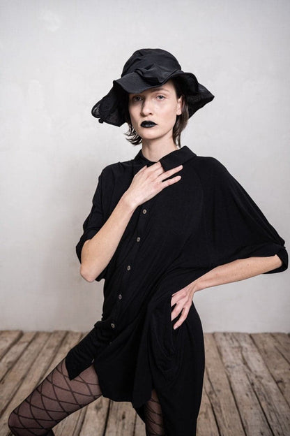 eigensinnig wien | Foucault | Außergewöhnliches Sommerkleid aus Bambus in schwarz
