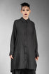 eigensinnig wien | Foucault | Schwarzes Designes Mantelkleid aus exklusivem Seide-Wolle-Material