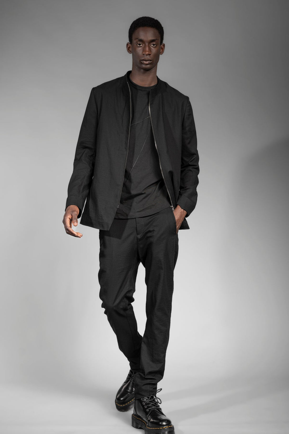 eigensinnig wien | GroHus | Casual Designer Anzug in Schwarz für Herren