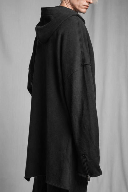 eigensinnig wien | Hades | Schwarzer, hochwertiger Designer-Wollcardigan mit Kapuze im Oversize-Schnitt