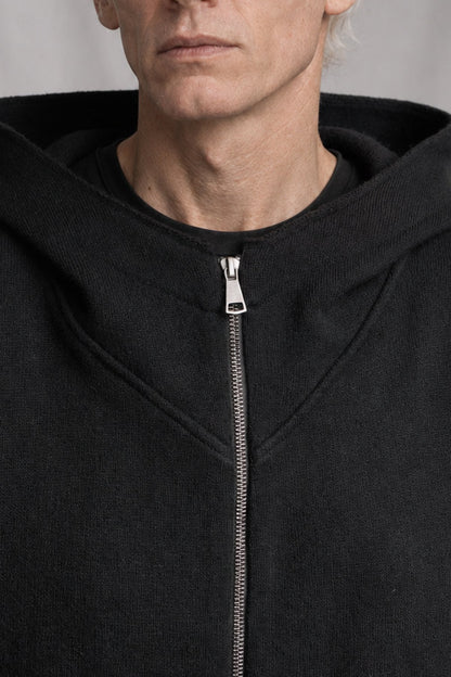 eigensinnig wien | Hades | Schwarzer, hochwertiger Designer-Wollcardigan mit Kapuze im Oversize-Schnitt
