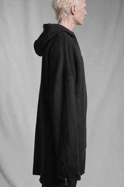 eigensinnig wien | Hades | Schwarzer, hochwertiger Designer-Wollcardigan mit Kapuze im Oversize-Schnitt