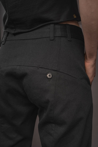 eigensinnig wien | Ki Lil I | Elegante, schwarze Designer Damenhose aus leichter Baumwolle