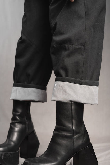 eigensinnig wien | KolQua | Schwarzer Baggy Pants Anzug aus leichter Baumwolle