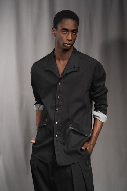 eigensinnig wien | KolTua | Oversize Designeranzug aus leichter Baumwolle in Schwarz