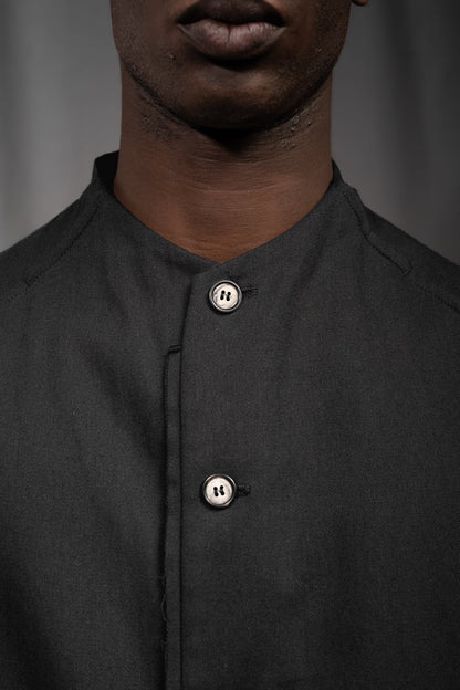 eigensinnig wien | Kubin | Außergewöhnlicher, leichter Herren Designer Mantel aus schwarzer Baumwolle