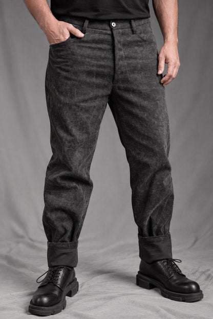 eigensinnig wien | McMurphy | Avantgardistische Relaxed-Tapered-Hose in Dirty Grey