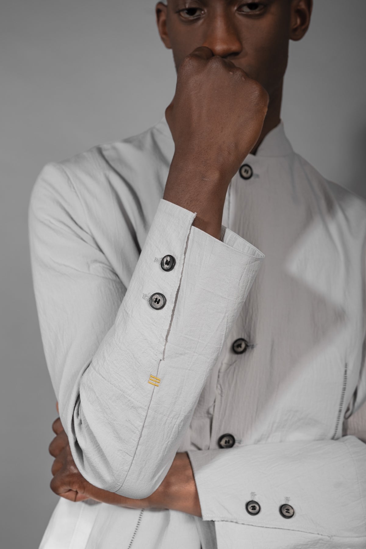 eigensinnig wien | Mises | Weißes Designer Herren Sommersakko aus japanischer Baumwolle