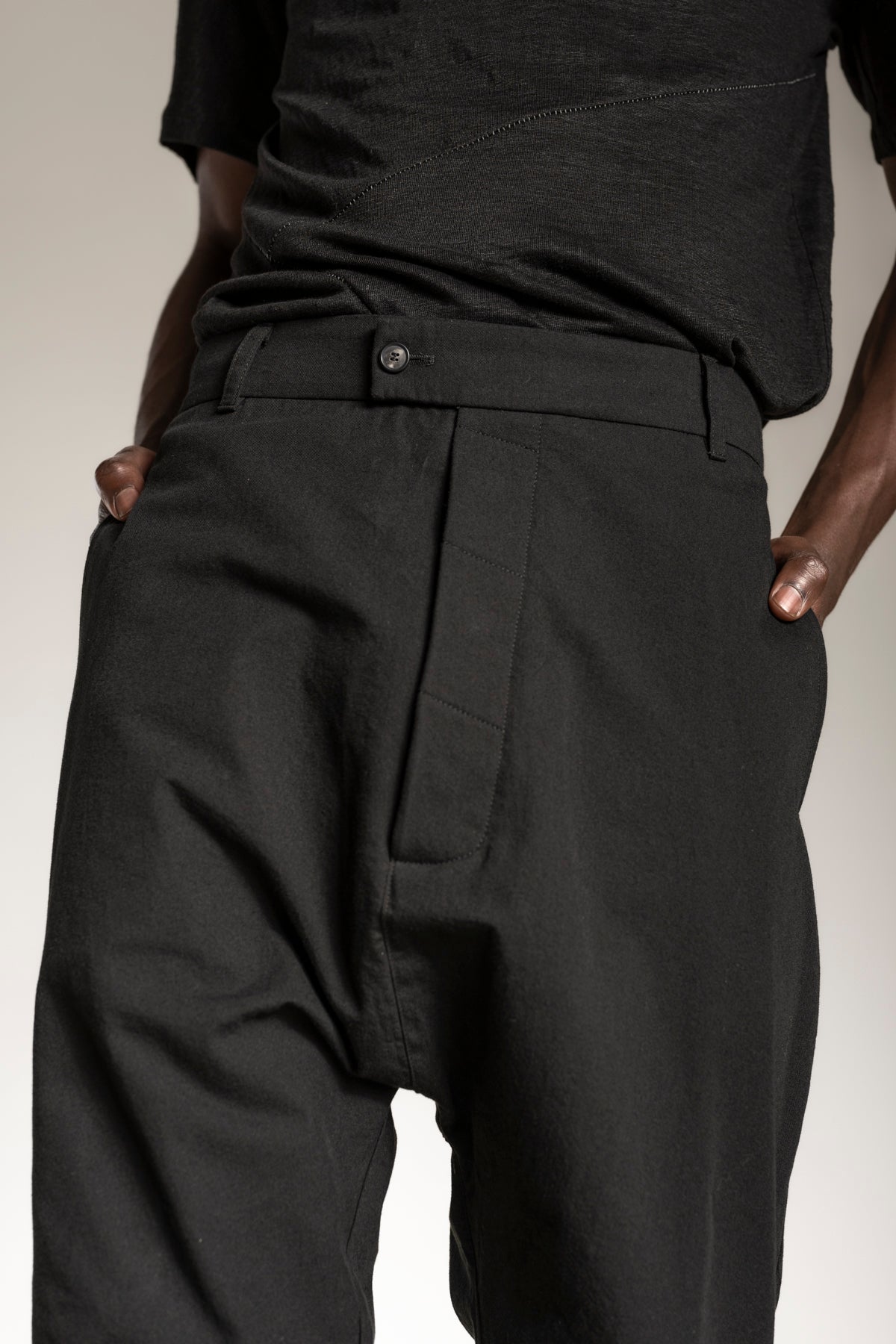 eigensinnig wien | Montesquieu | Black Drop Crotch Pants Made from Japanese  Cotton