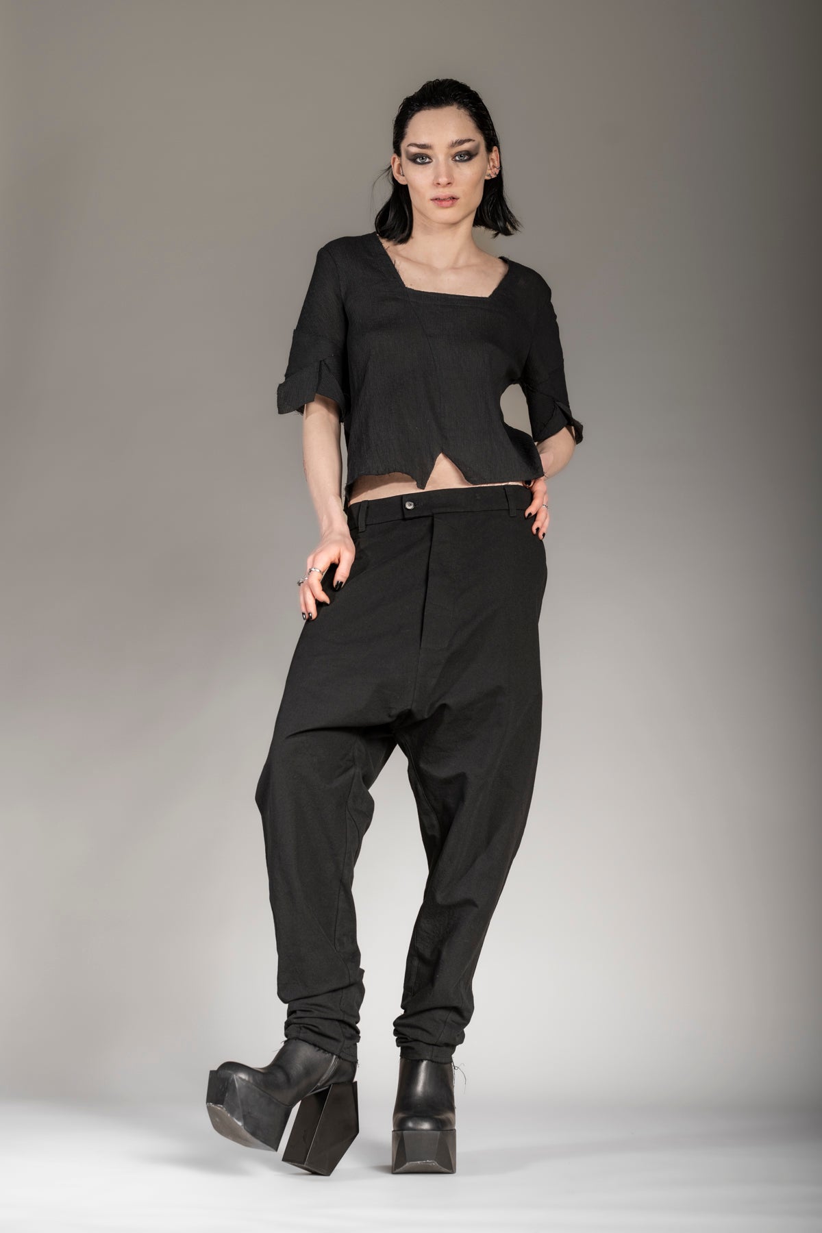 eigensinnig wien | Montesquieu | Black Drop Crotch Pants Made from Japanese  Cotton