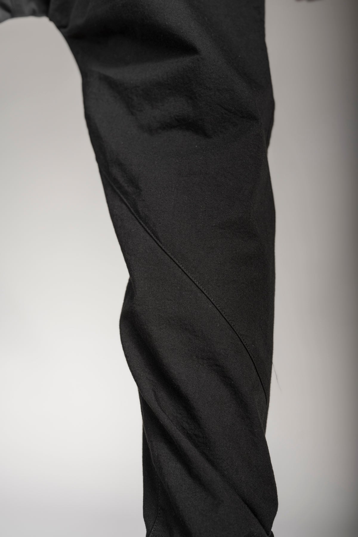 eigensinnig wien | Montesquieu | Black Drop Crotch Pants Made from Japanese  Cotton